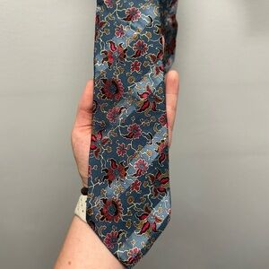 Calvin Klein Tie | Sea Blue with Red Pattern | Diagonal Striped | 100% Silk